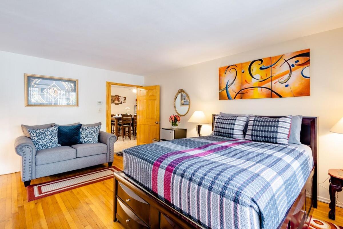 Spacious Comfy Room In Cozy Classy Duplex นิวยอร์ก ภายนอก รูปภาพ